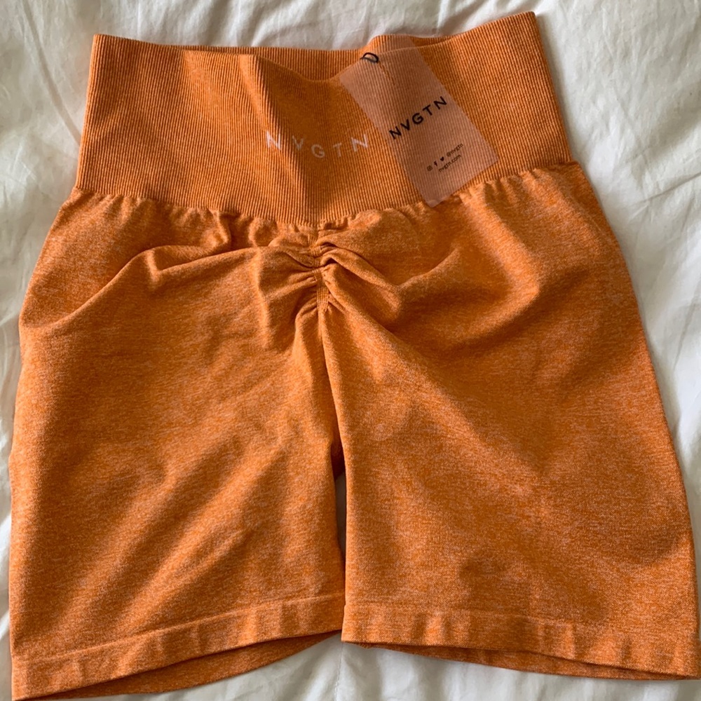 NVGTN Sunset Orange Scrunch Seamless shorts